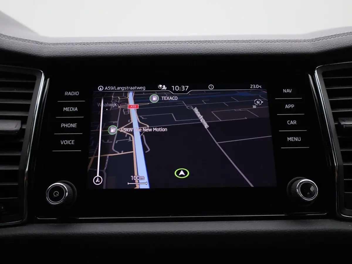 1.5 TSI Business Edition | Automaat | Navigatie | Apple Carplay / Android Auto | DAB | Camera | Half Leder | Cruise Control | Lichtmetalen Velgen |