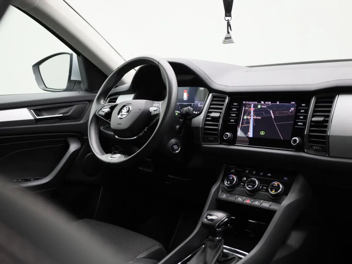 1.5 TSI Business Edition | Automaat | Navigatie | Apple Carplay / Android Auto | DAB | Camera | Half Leder | Cruise Control | Lichtmetalen Velgen |