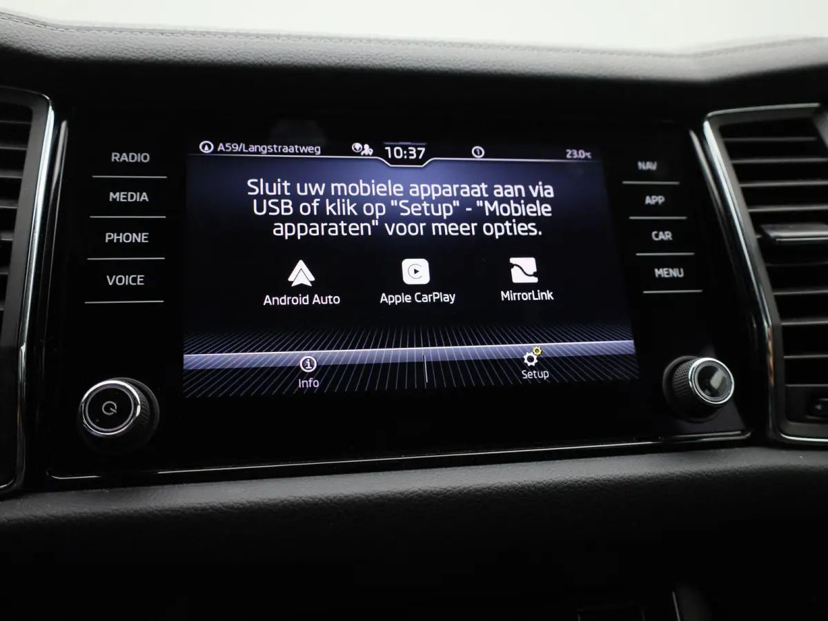 1.5 TSI Business Edition | Automaat | Navigatie | Apple Carplay / Android Auto | DAB | Camera | Half Leder | Cruise Control | Lichtmetalen Velgen |