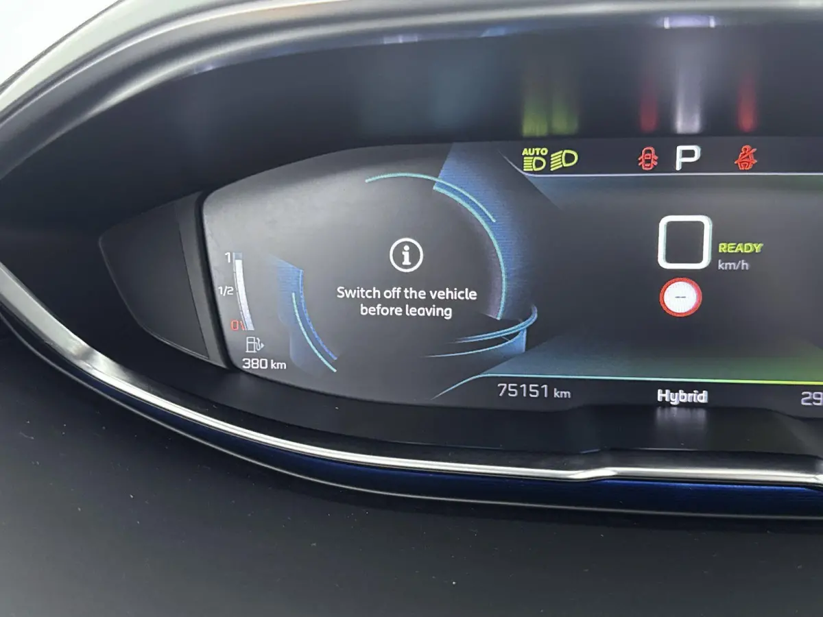 SUV 225pk Plug-In HYbrid GT | Nachtzicht-Assistent | Schuif/Kanteldak | Masssage Voorstoelen | Stoelverwarming | Carplay | Cruise Control Adaptief