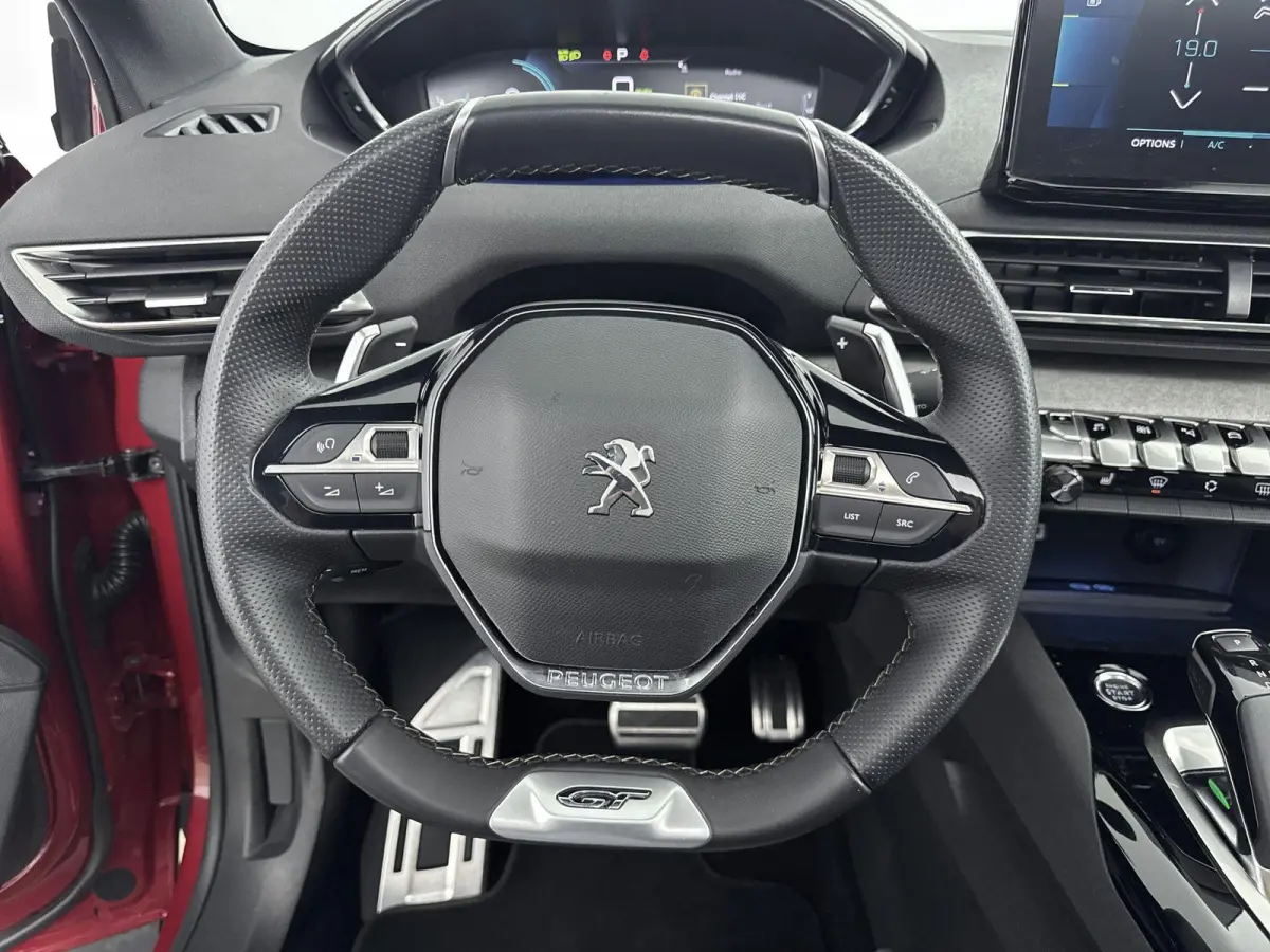 SUV 225pk Plug-In HYbrid GT | Nachtzicht-Assistent | Schuif/Kanteldak | Masssage Voorstoelen | Stoelverwarming | Carplay | Cruise Control Adaptief