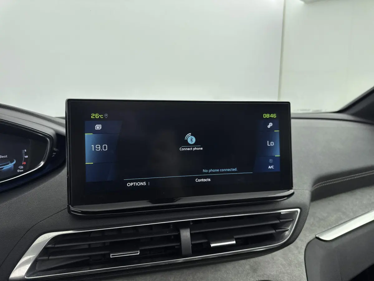 SUV 225pk Plug-In HYbrid GT | Nachtzicht-Assistent | Schuif/Kanteldak | Masssage Voorstoelen | Stoelverwarming | Carplay | Cruise Control Adaptief
