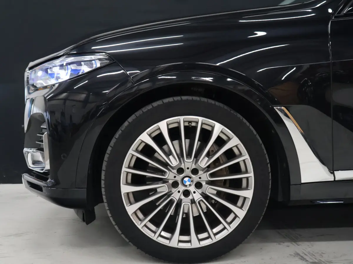 xDrive40i High Executive [SCHUIFKANTELDAK, 7-PERSOONS, BMW LASERLICHT, HEAD-UP, APPLE CARPLAY, SOFTCLOSE, ANDROID, LUCHTVERING, MASSAGESTOELEN, MEMORY SEATS, STOELVERWARMING V+A, VOL LEDER, 