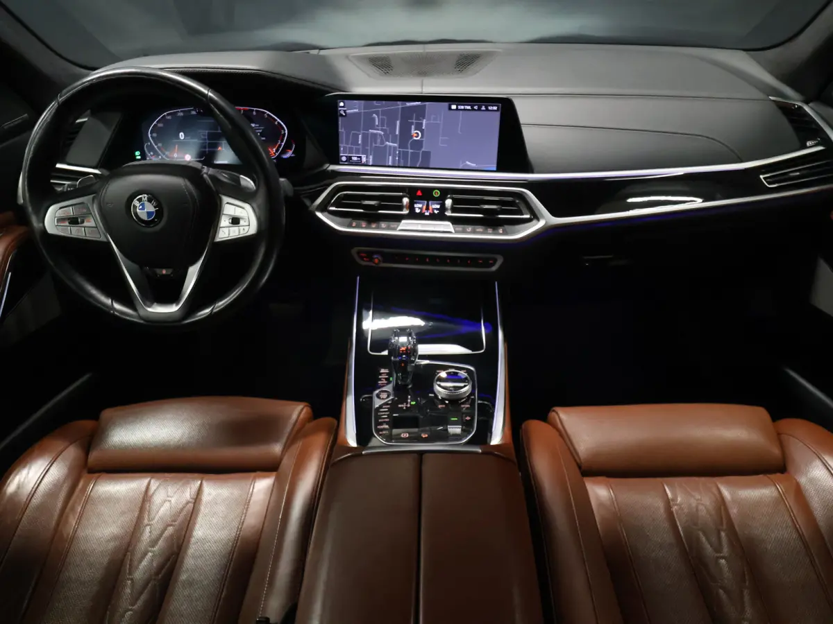 xDrive40i High Executive [SCHUIFKANTELDAK, 7-PERSOONS, BMW LASERLICHT, HEAD-UP, APPLE CARPLAY, SOFTCLOSE, ANDROID, LUCHTVERING, MASSAGESTOELEN, MEMORY SEATS, STOELVERWARMING V+A, VOL LEDER, 