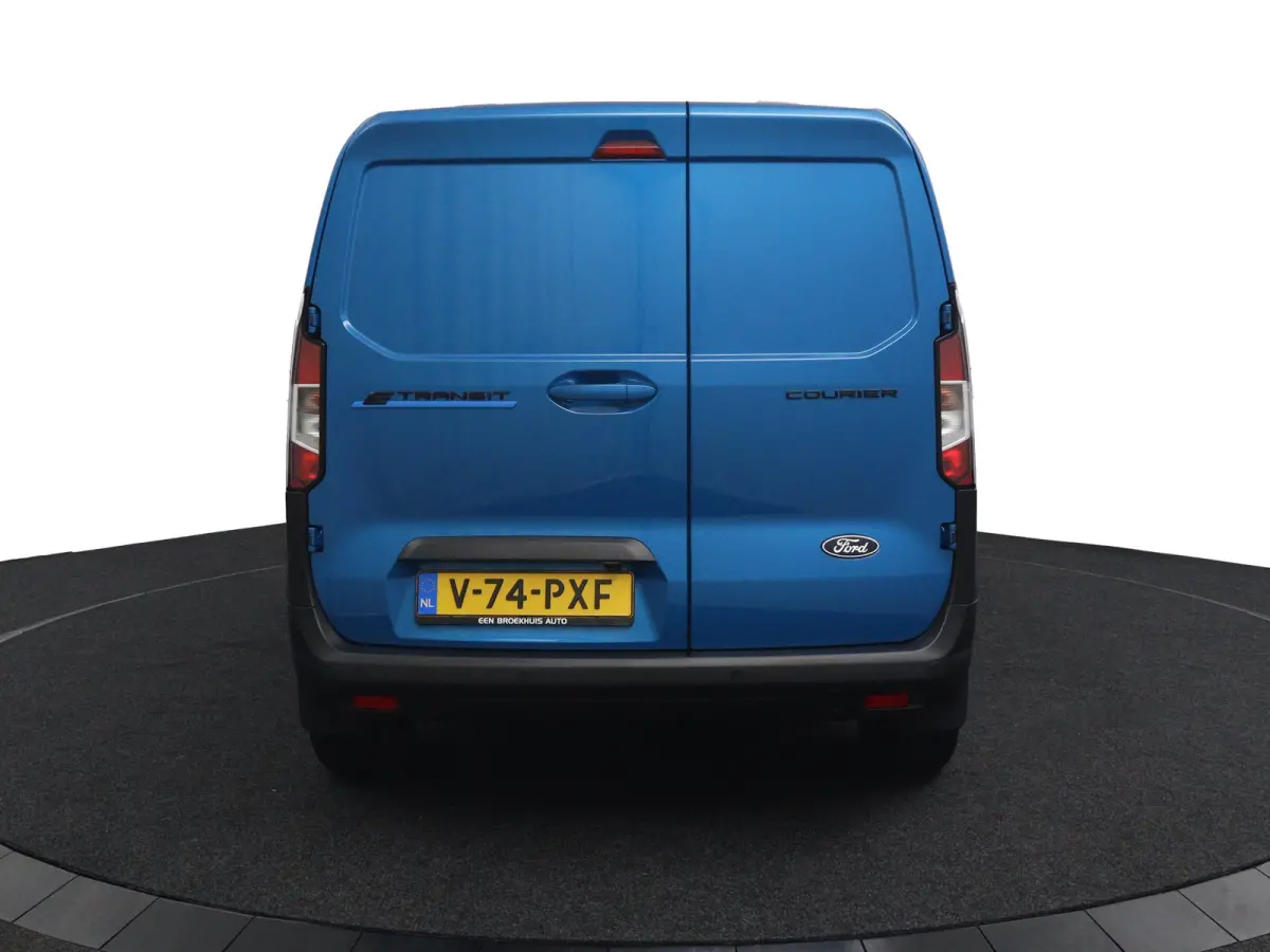 Limited 44 kWh | Camera | Adaptive Cruise | BLIS | Lichtmetalen Velgen | Stoelverwarming | CarPlay/Android Auto | Navigatie