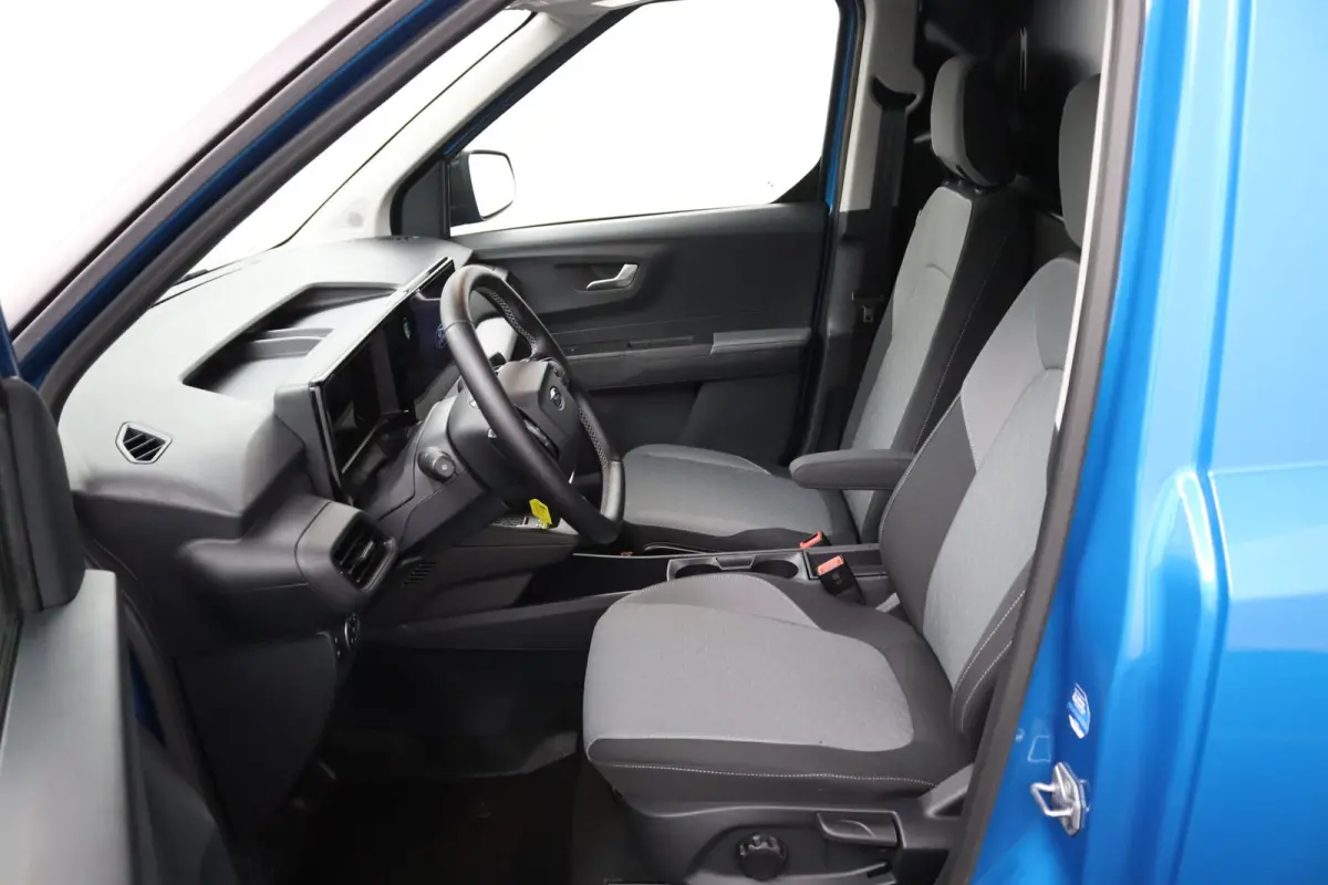 Limited 44 kWh | Camera | Adaptive Cruise | BLIS | Lichtmetalen Velgen | Stoelverwarming | CarPlay/Android Auto | Navigatie