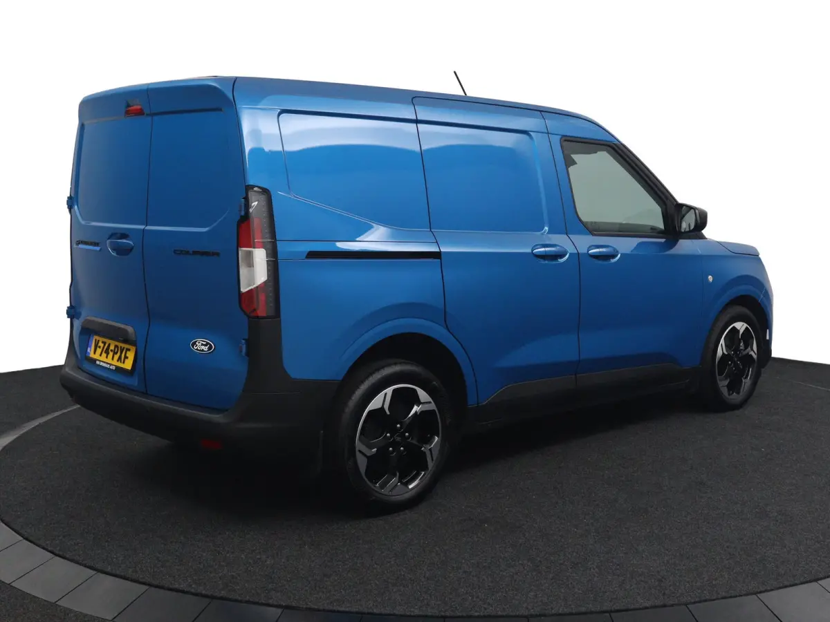 Limited 44 kWh | Camera | Adaptive Cruise | BLIS | Lichtmetalen Velgen | Stoelverwarming | CarPlay/Android Auto | Navigatie