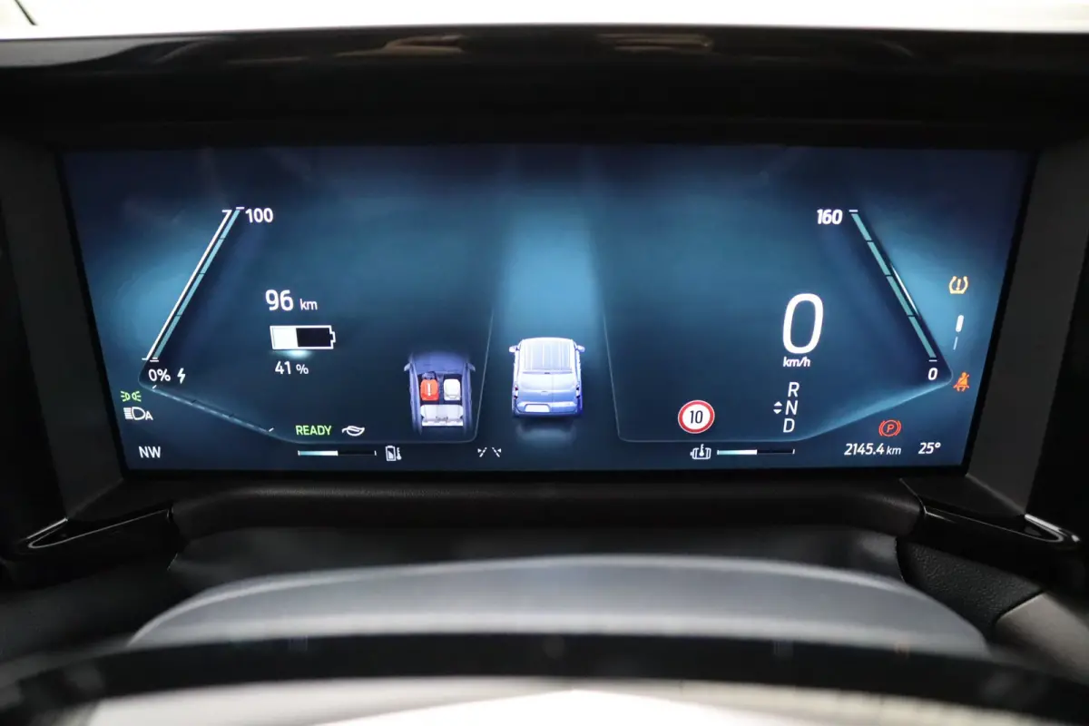 Limited 44 kWh | Camera | Adaptive Cruise | BLIS | Lichtmetalen Velgen | Stoelverwarming | CarPlay/Android Auto | Navigatie