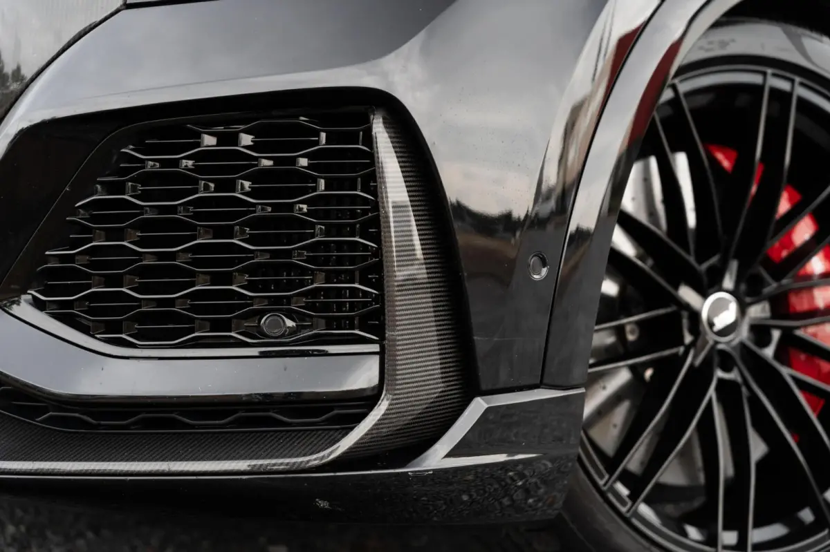 RS 4.0 TFSI quattro Standkachel Keramisch Massage