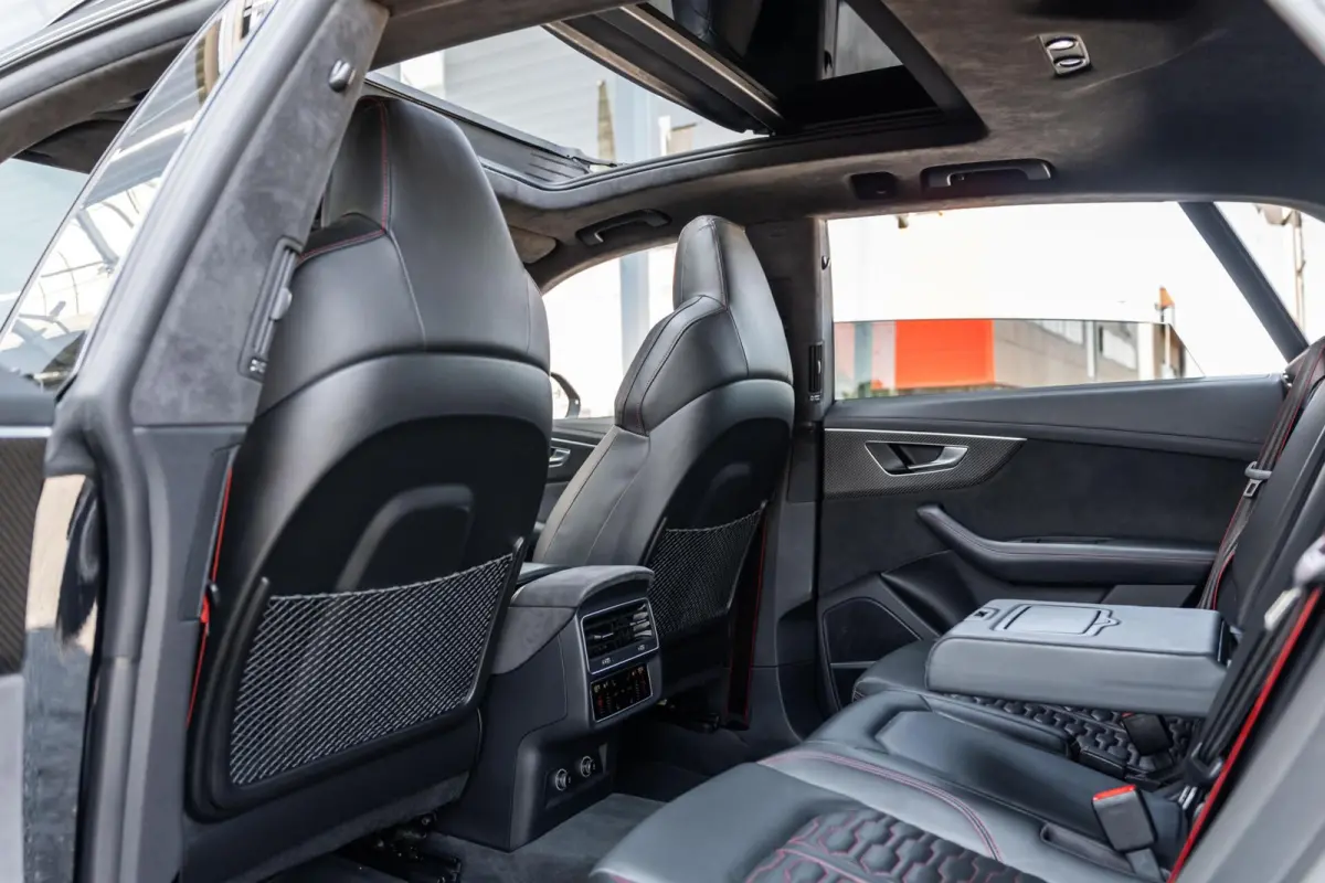 RS 4.0 TFSI quattro Standkachel Keramisch Massage
