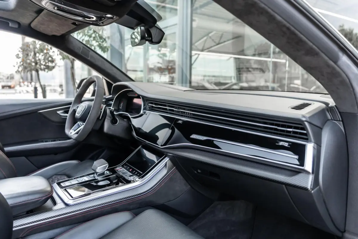 RS 4.0 TFSI quattro Standkachel Keramisch Massage