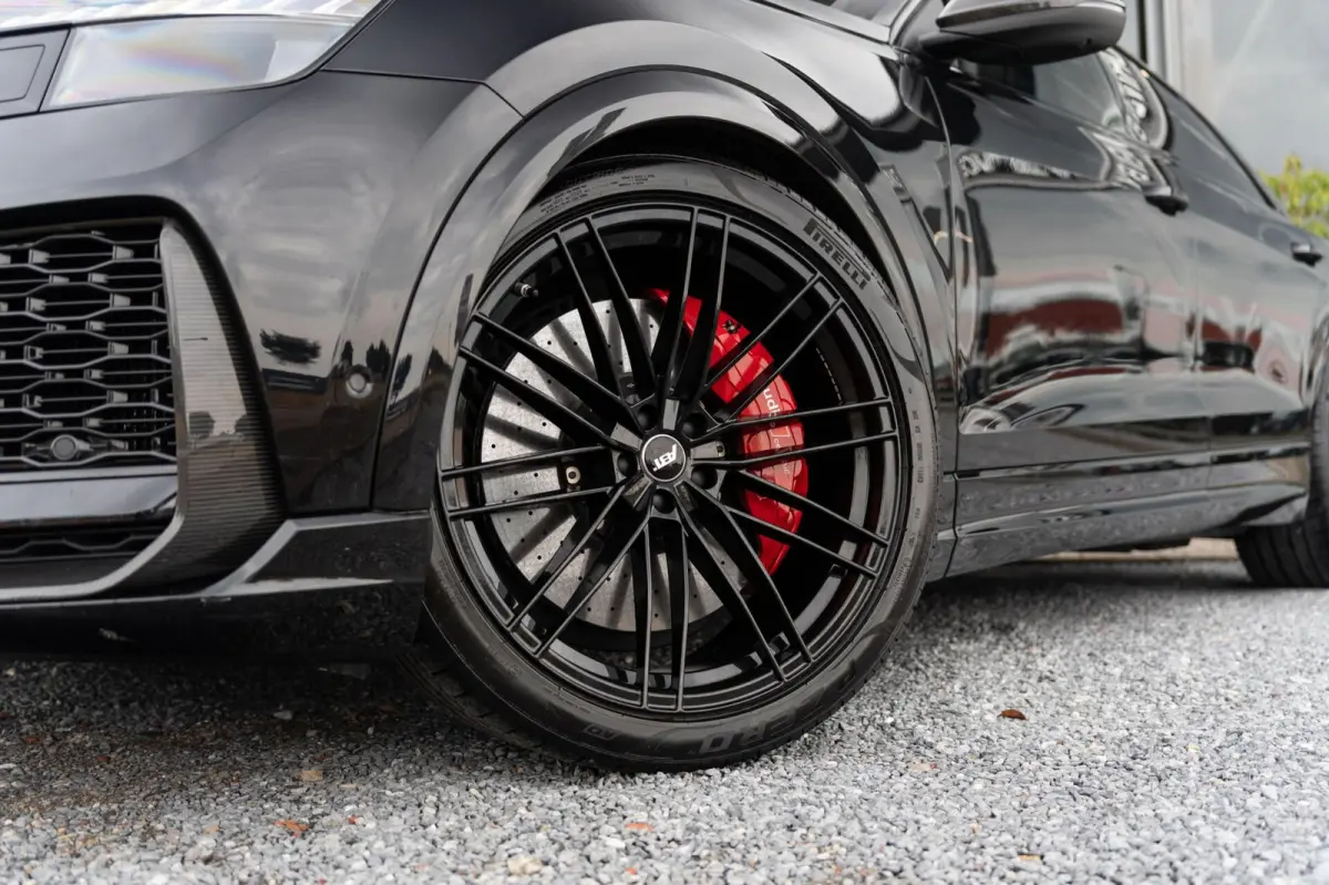 RS 4.0 TFSI quattro Standkachel Keramisch Massage