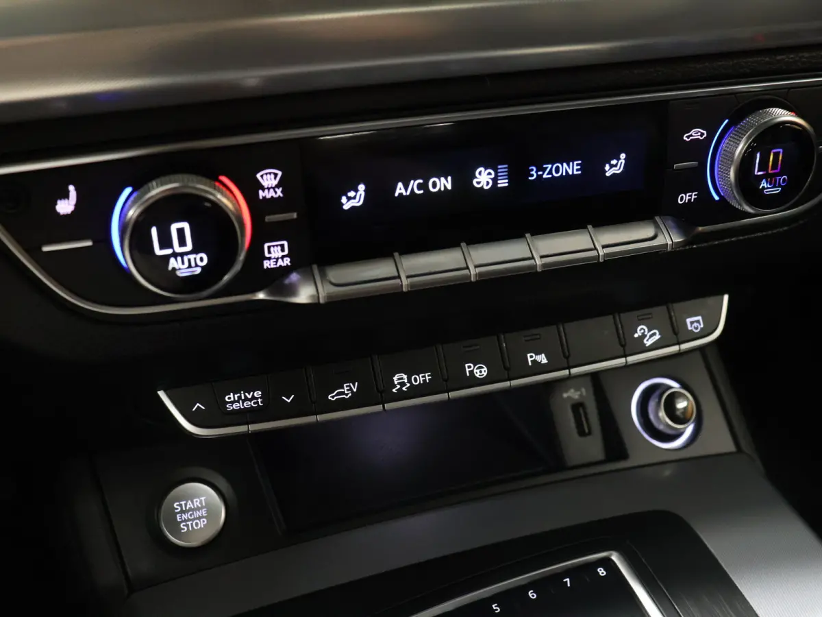 55 TFSI e quattro Competition [SOH 96%, PANORAMADAK, APPLE CARPLAY, ANDROID, 360 CAMERA, ELEKTRISCHE STOELEN, STOELVERWARMING, LED, DIGITAL DASH, HALF LEDER, PDC V+A, KEYLESS, CRUISE CONTROL
