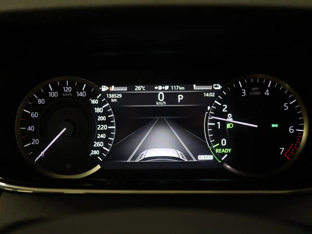 1.5 P300e AWD Bronze Collection [SOH 92%, MERIDIAN, MEMORY SEATS, STOELVERWARMING, APPLE CARPLAY, ANDROID, CAMERA, CLEAR SIGHT SPIEGEL, VOL LEDER, DIGITAL DASH, PDC V+A, CRUISE CONTROL, GROO