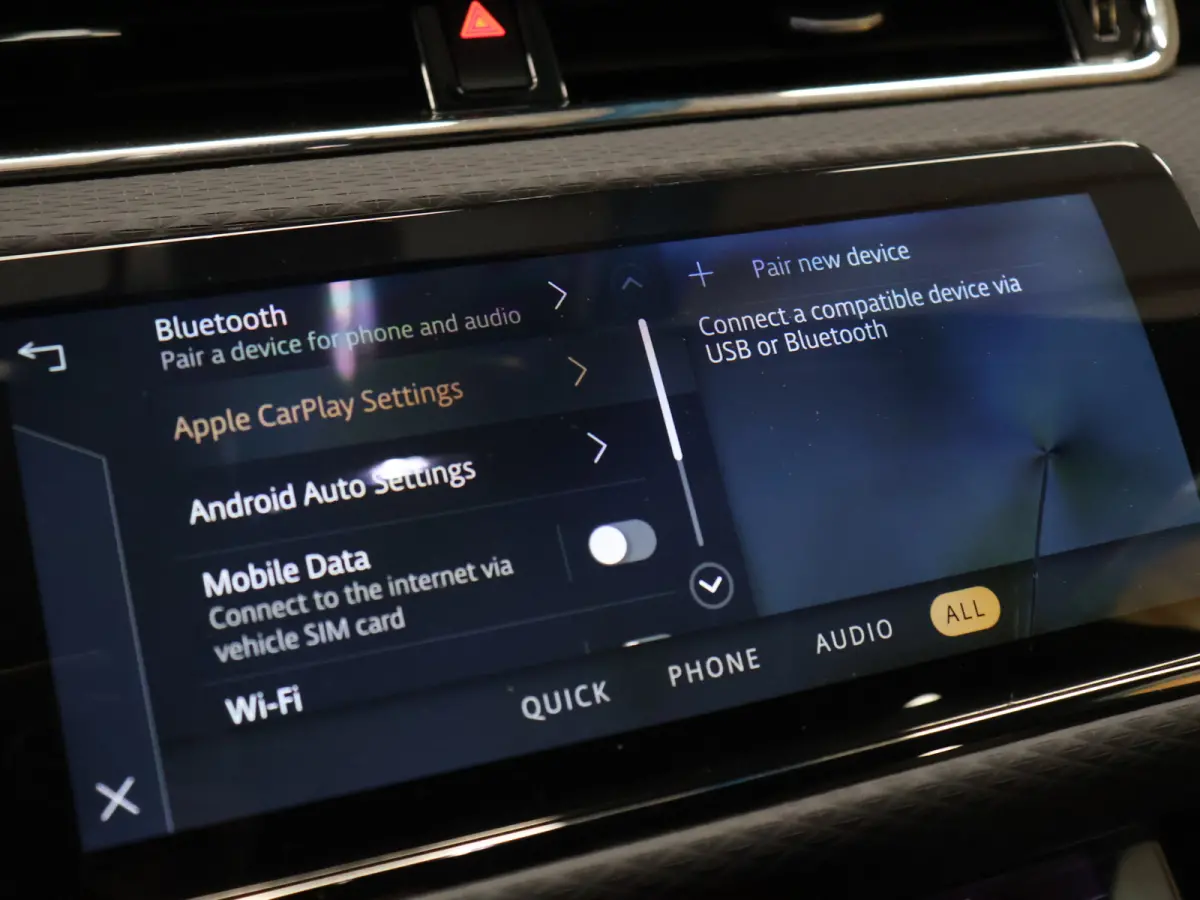 1.5 P300e AWD Bronze Collection [SOH 92%, MERIDIAN, MEMORY SEATS, STOELVERWARMING, APPLE CARPLAY, ANDROID, CAMERA, CLEAR SIGHT SPIEGEL, VOL LEDER, DIGITAL DASH, PDC V+A, CRUISE CONTROL, GROO