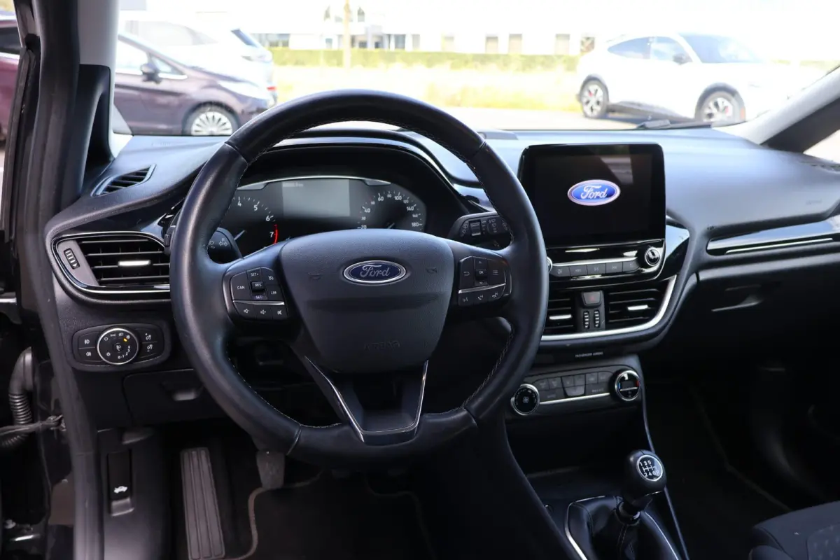 1.0 EcoBoost Titanium X | Cruise Control | B&O | Keyless Entry | Climate Control | Navigatie | Draadloos opladen |
