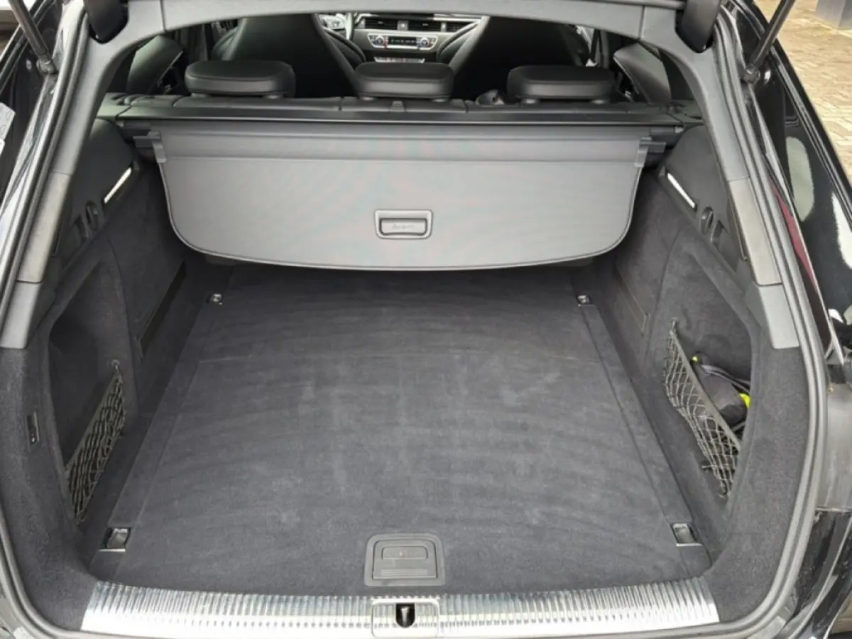 Rs4 2.9 TFSI QUATTRO COMPETITION+ CARBON/TREKHAAK/PANO-DAK/CAMERA/B&O