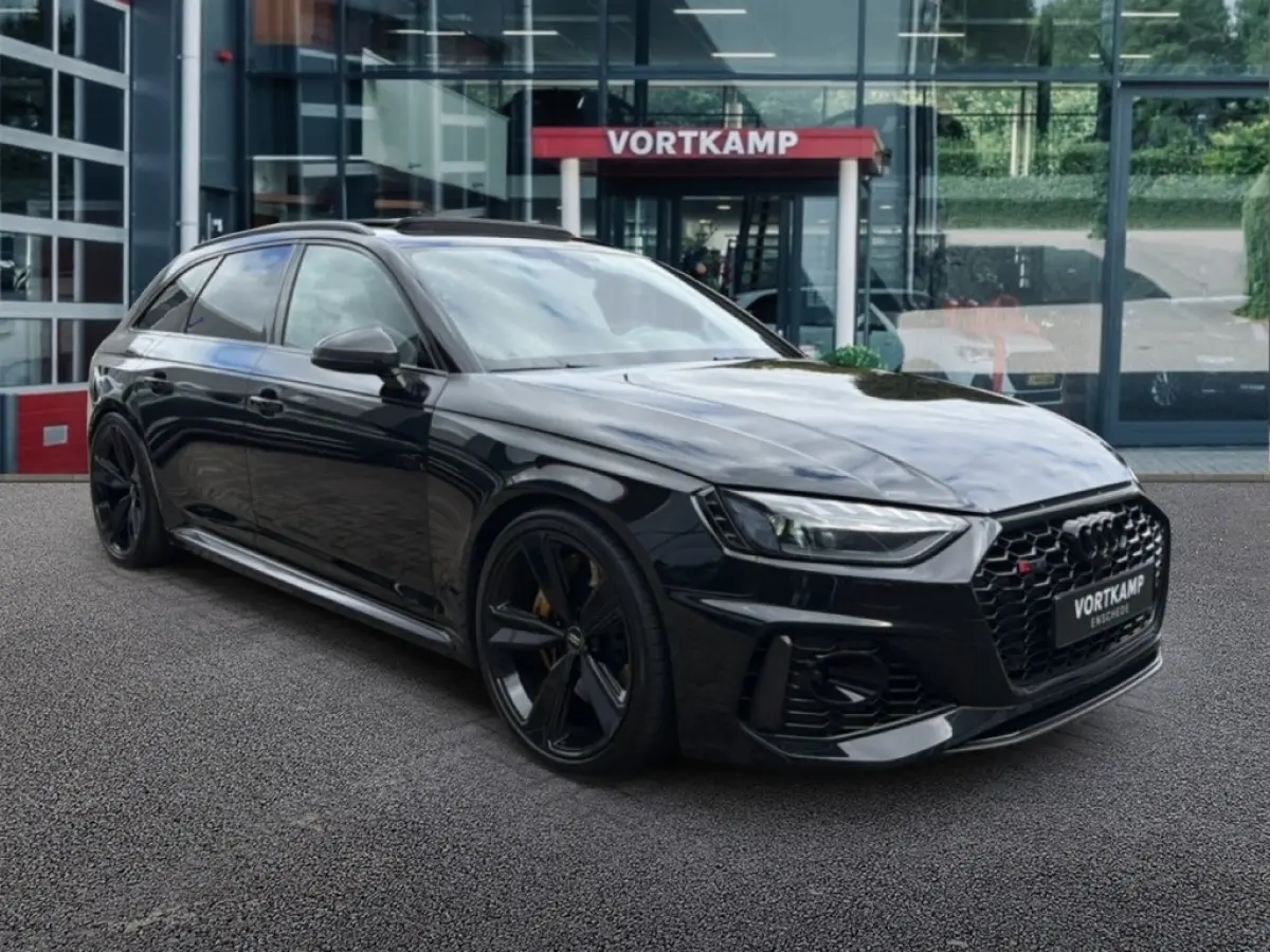 Rs4 2.9 TFSI QUATTRO COMPETITION+ CARBON/TREKHAAK/PANO-DAK/CAMERA/B&O