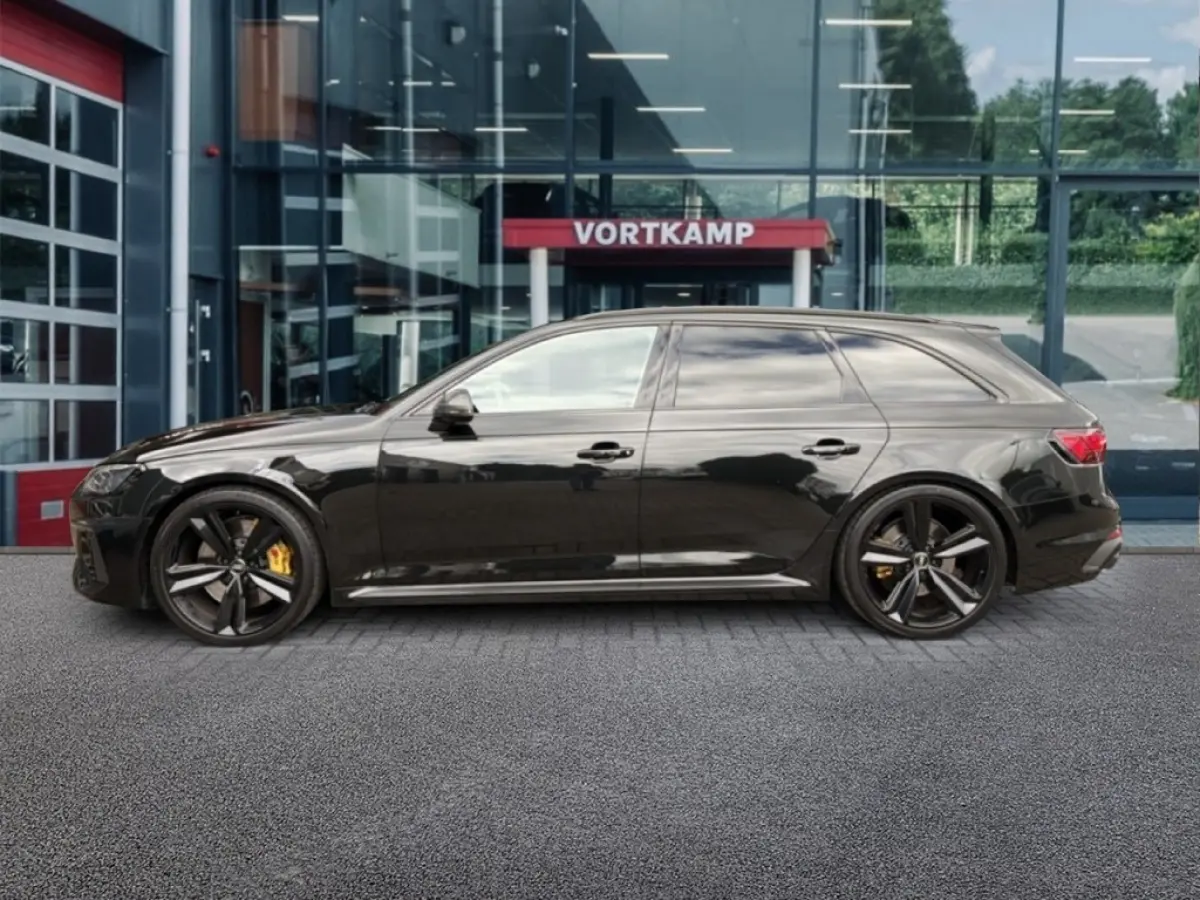 Rs4 2.9 TFSI QUATTRO COMPETITION+ CARBON/TREKHAAK/PANO-DAK/CAMERA/B&O