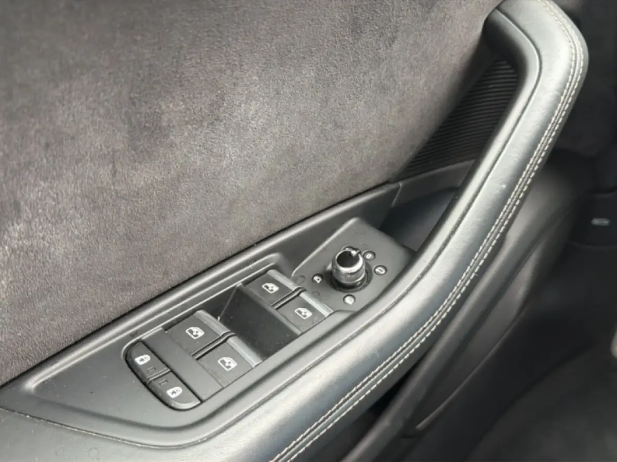 Rs4 2.9 TFSI QUATTRO COMPETITION+ CARBON/TREKHAAK/PANO-DAK/CAMERA/B&O