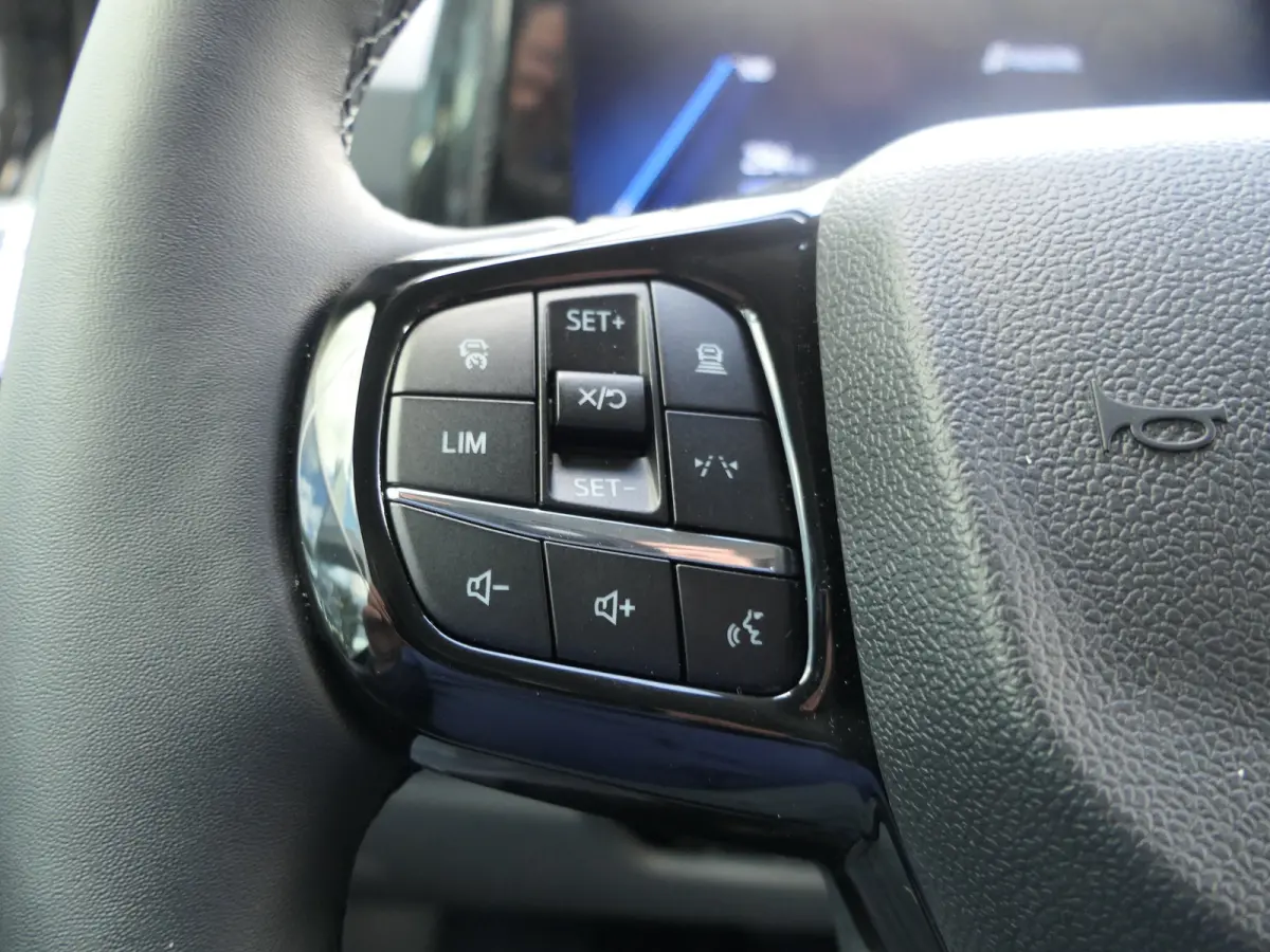 340 L2H1 Sport 71 kWh | B&O Audio | Adaptive Cruise | BLIS | 360 Camera | Elek. Stoel | Adaptive LED | Navigatie | Stoelverwarming
