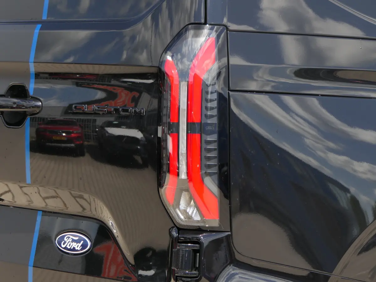 340 L2H1 Sport 71 kWh | B&O Audio | Adaptive Cruise | BLIS | 360 Camera | Elek. Stoel | Adaptive LED | Navigatie | Stoelverwarming