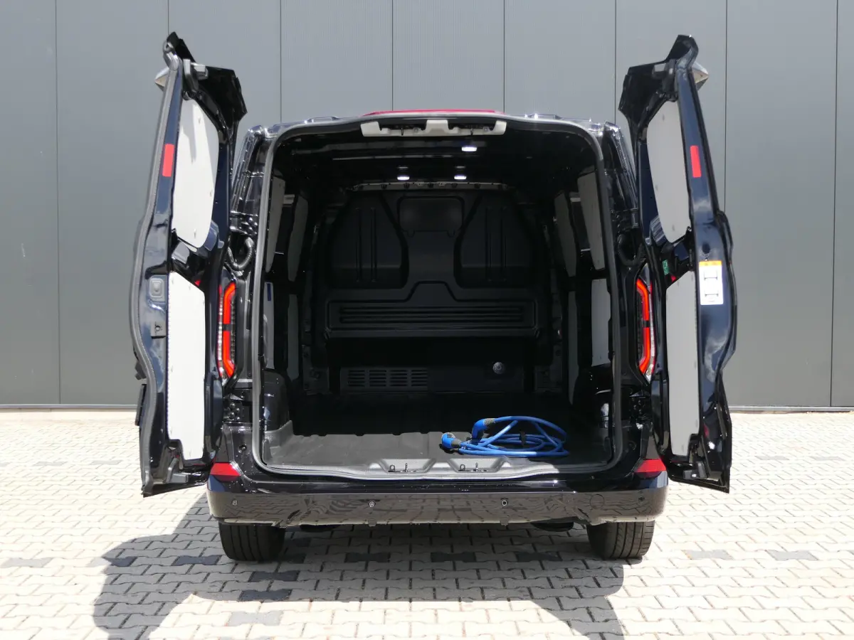 340 L2H1 Sport 71 kWh | B&O Audio | Adaptive Cruise | BLIS | 360 Camera | Elek. Stoel | Adaptive LED | Navigatie | Stoelverwarming