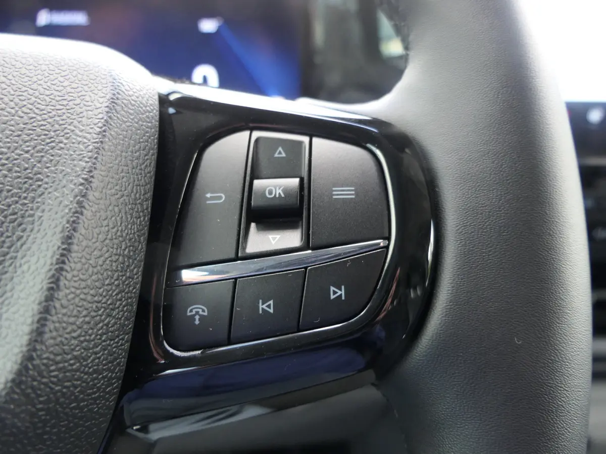 340 L2H1 Sport 71 kWh | B&O Audio | Adaptive Cruise | BLIS | 360 Camera | Elek. Stoel | Adaptive LED | Navigatie | Stoelverwarming