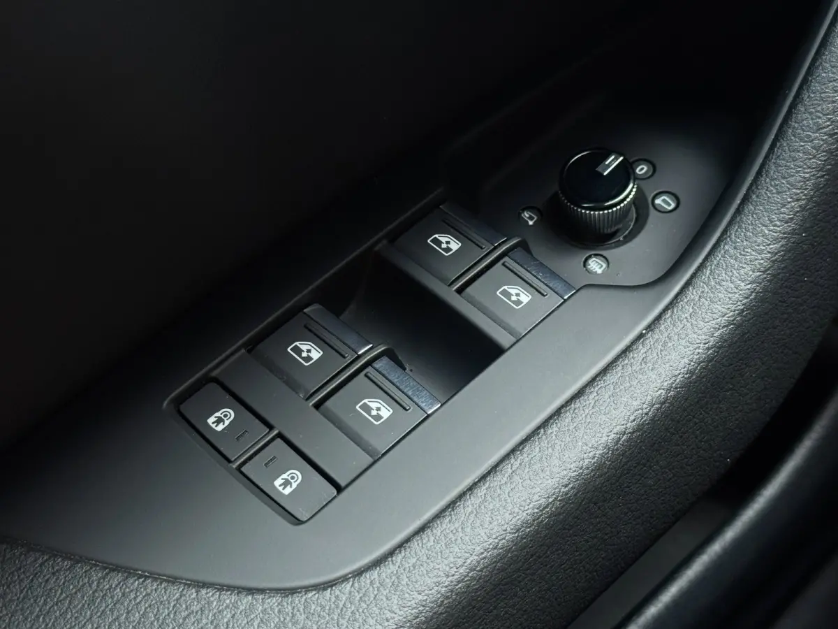 55 TFSI e quattro S-line | Matrix | Trekhaak | 360 | Carplay | 20 inch | Competition | Dealer onderhouden