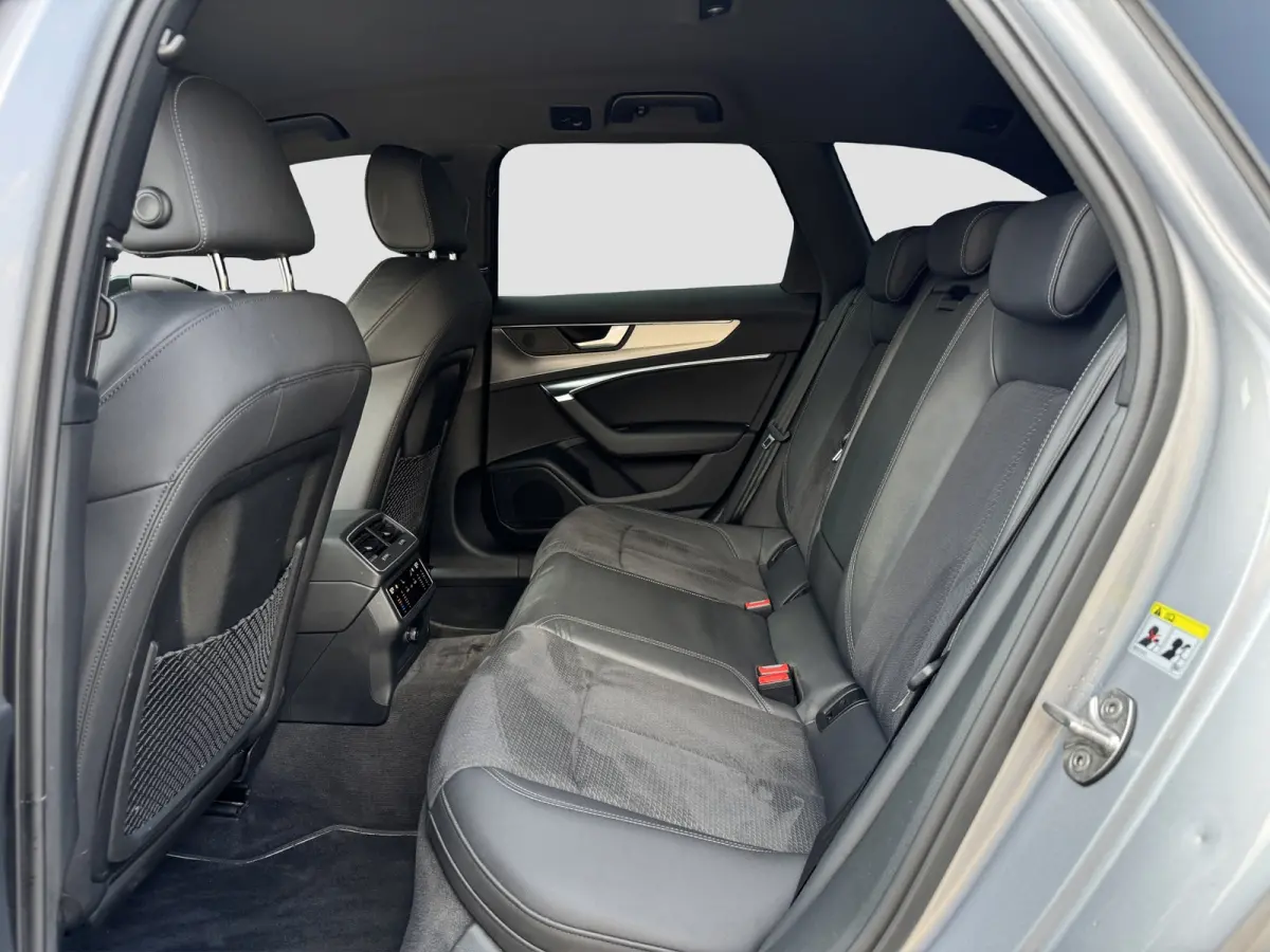 55 TFSI e quattro S-line | Matrix | Trekhaak | 360 | Carplay | 20 inch | Competition | Dealer onderhouden