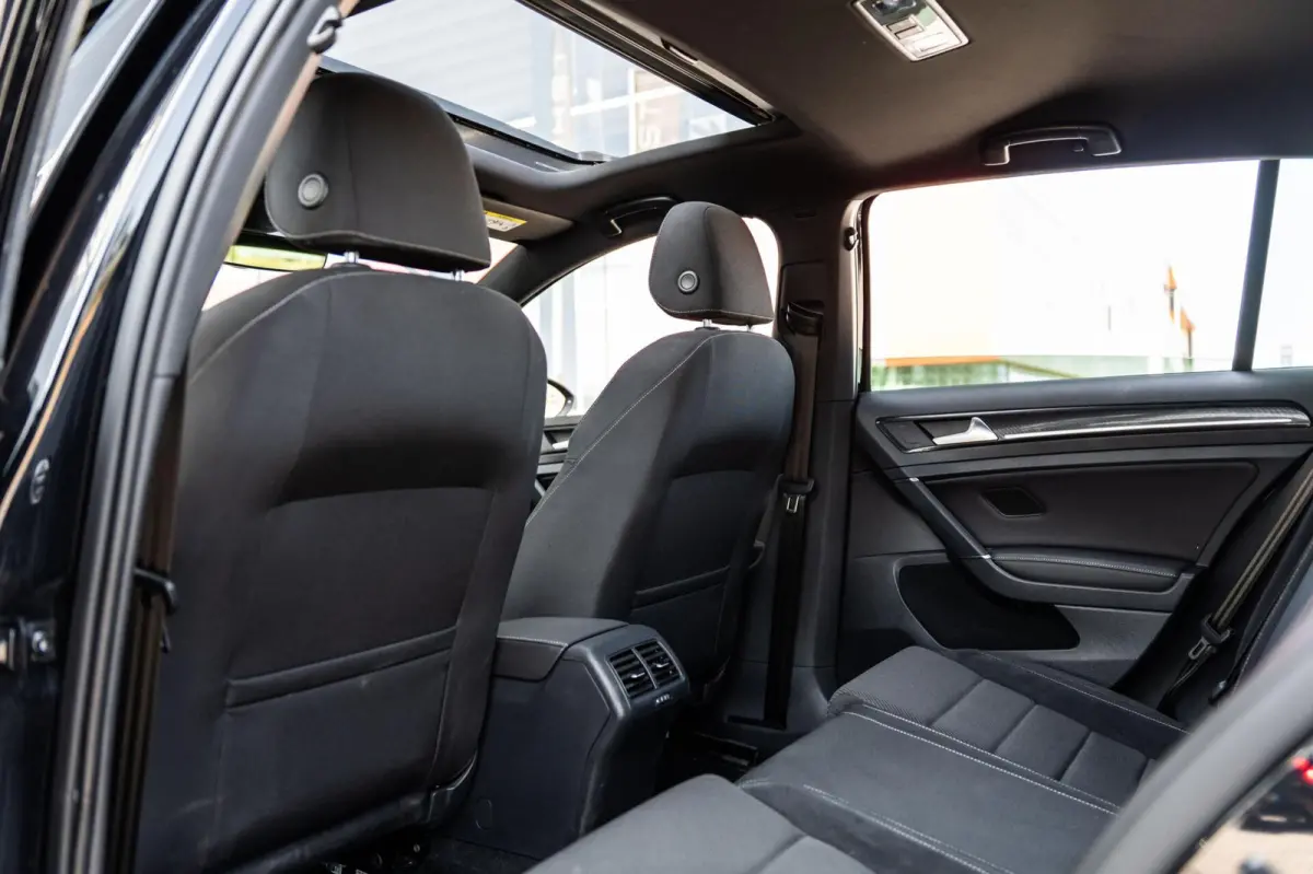 2.0 TSI 4Motion R Pano Dynaudio DSG Keyless