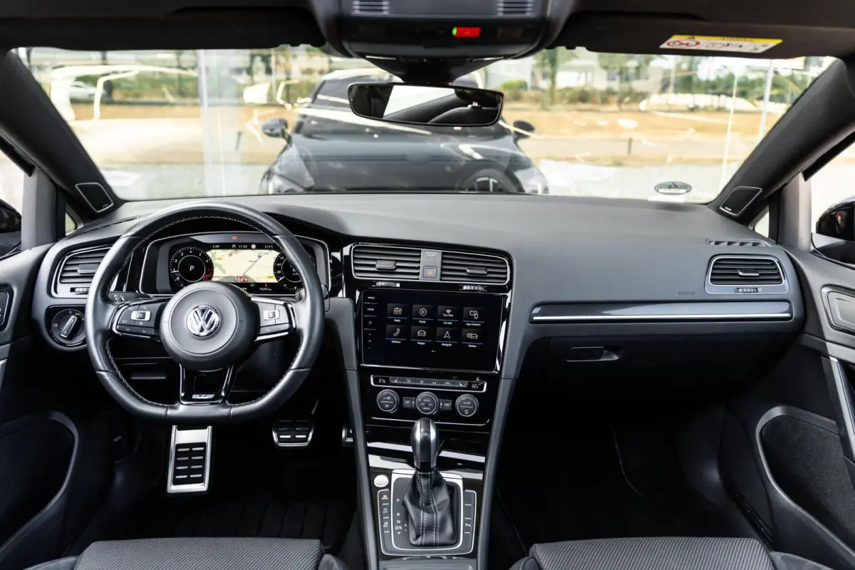 2.0 TSI 4Motion R Pano Dynaudio DSG Keyless