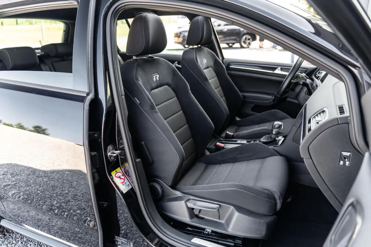 2.0 TSI 4Motion R Pano Dynaudio DSG Keyless