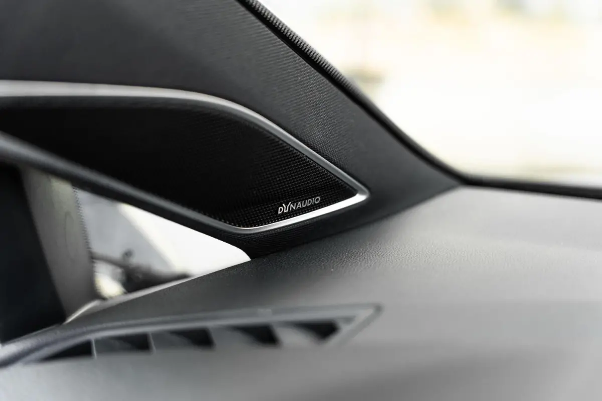 2.0 TSI 4Motion R Pano Dynaudio DSG Keyless