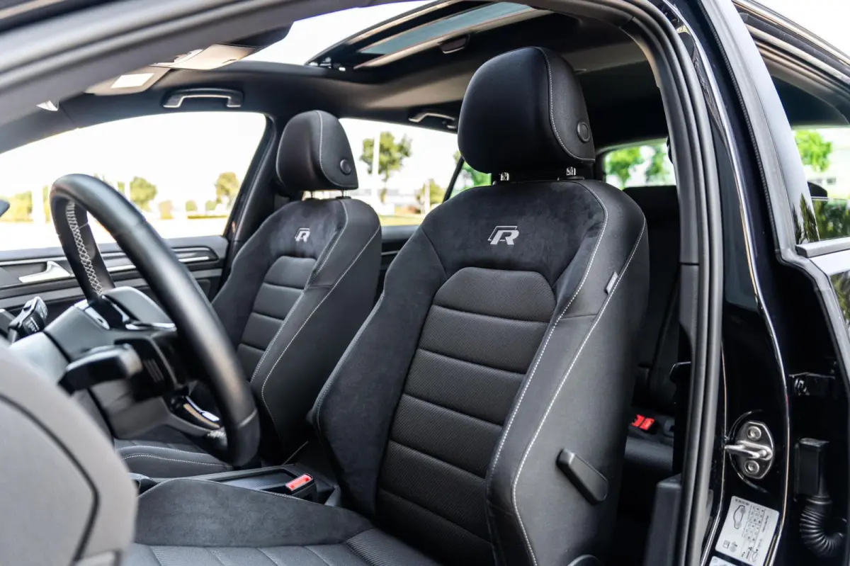 2.0 TSI 4Motion R Pano Dynaudio DSG Keyless
