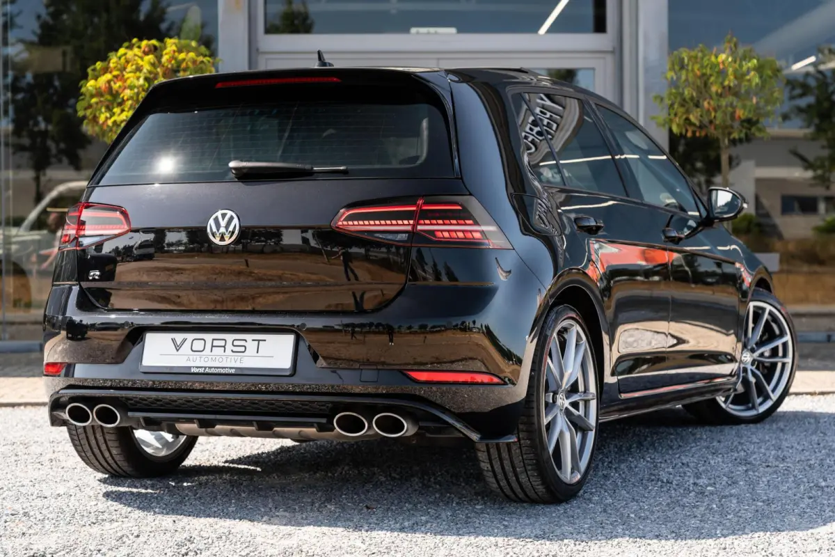 2.0 TSI 4Motion R Pano Dynaudio DSG Keyless