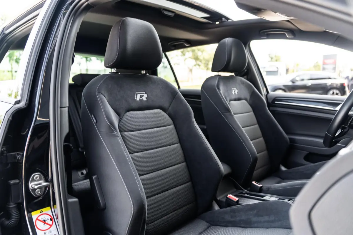 2.0 TSI 4Motion R Pano Dynaudio DSG Keyless