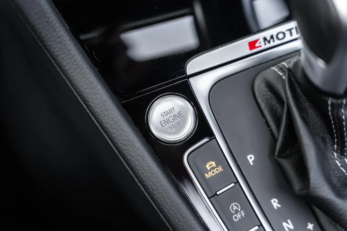 2.0 TSI 4Motion R Pano Dynaudio DSG Keyless