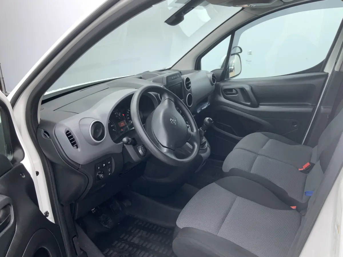 120 1.6 BlueHDi 100 L1 Premium Pack S&S Airco Cruise 3 Zits Trekhaak 1250 kg Alu Velg Euro 6 Export
