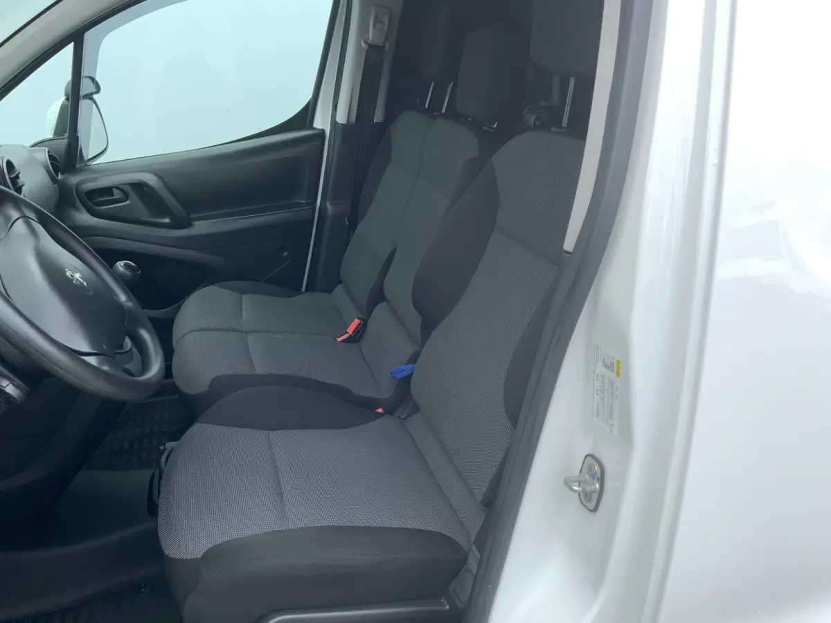 120 1.6 BlueHDi 100 L1 Premium Pack S&S Airco Cruise 3 Zits Trekhaak 1250 kg Alu Velg Euro 6 Export