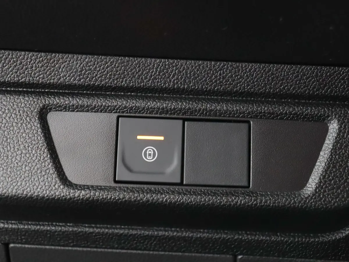 TCe 110 limited edition | Achteruitrijcamera | Cruise Control | Afneembare trekhaak