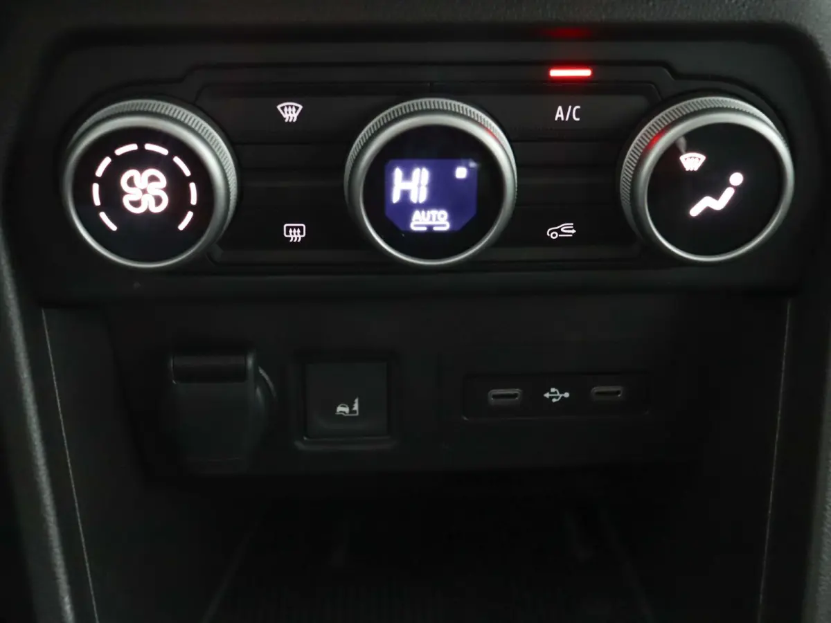TCe 110 limited edition | Achteruitrijcamera | Cruise Control | Afneembare trekhaak