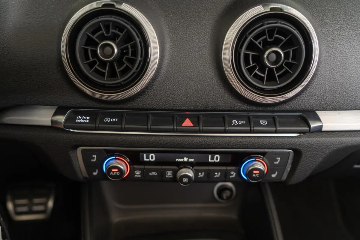 1.5 TFSI S-line 150PK | Matrix | Stoelverwarming