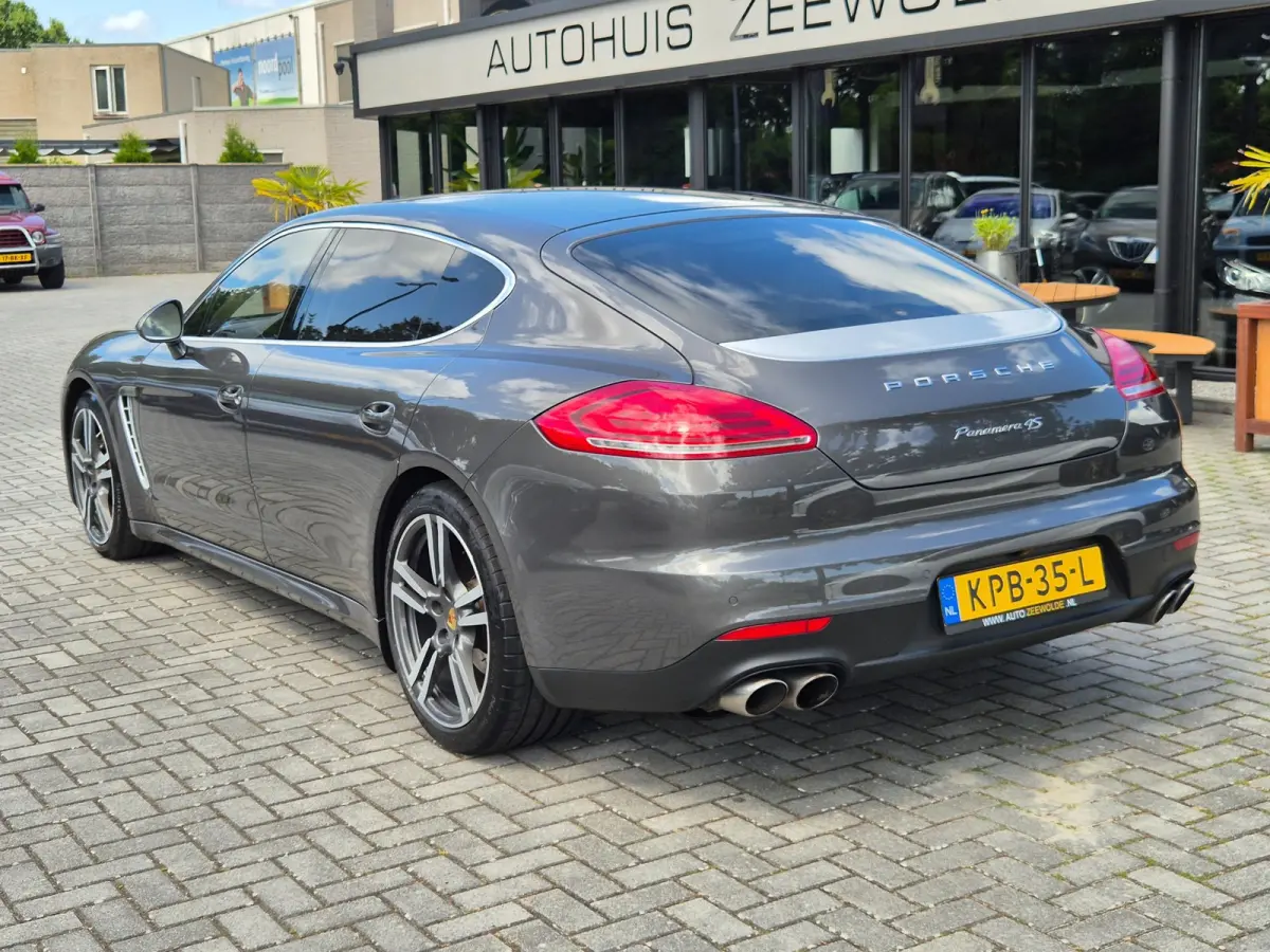 3.0 4S Executive I chrono I schuifdak I luchtvering