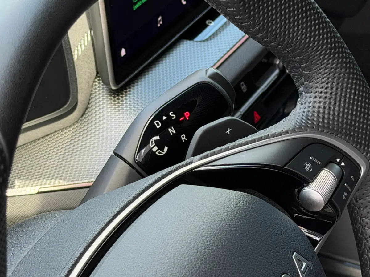 1.5 TSI PHEV 204pk Sportline Business | Adaptive Cruise | Dodehoeksensor | Bestuurdersstoel Elektrisch | Stuur & Stoelverwarming
