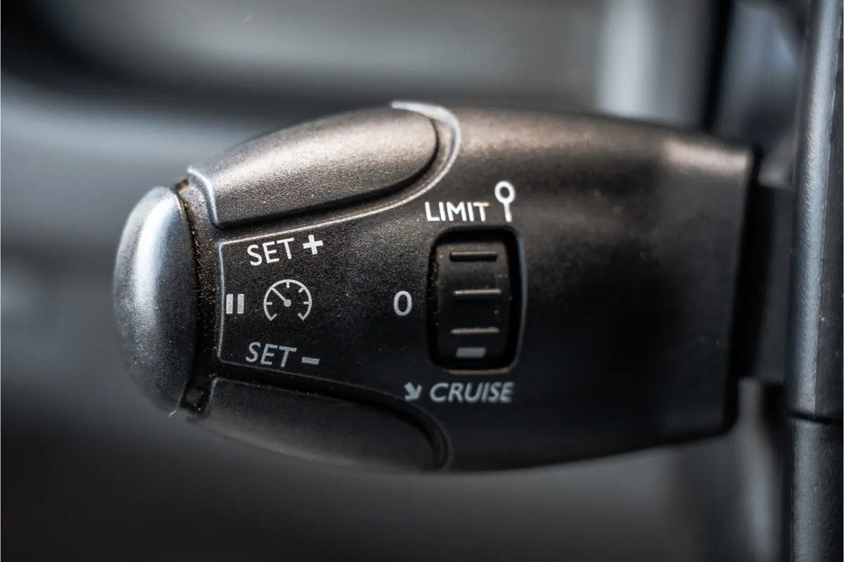 1.5 L2H1 | 3-Zits | Carplay | Cruise | PDC | Airco