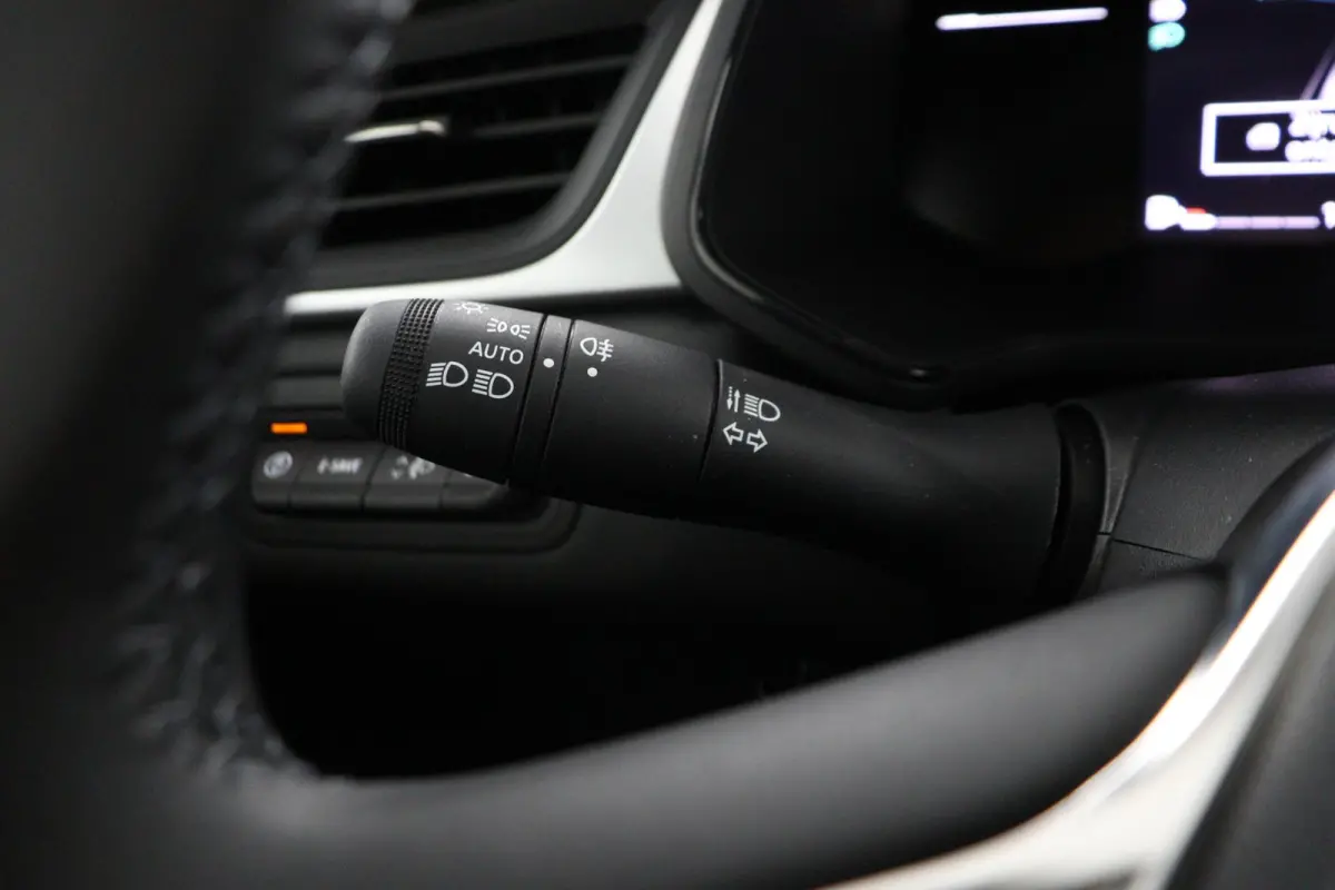 1.8 HEV AT Intense | Stoelverw. | Parkeercamera |