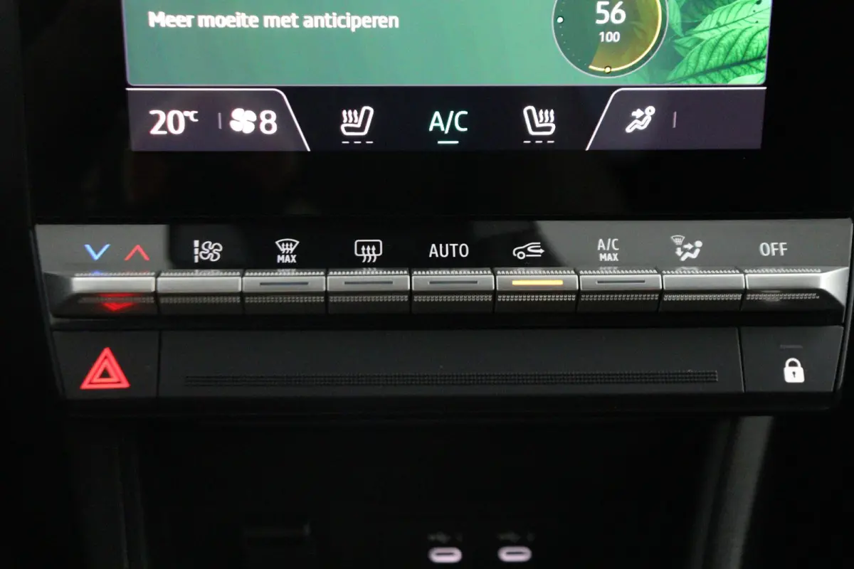 1.8 HEV AT Intense | Stoelverw. | Parkeercamera |