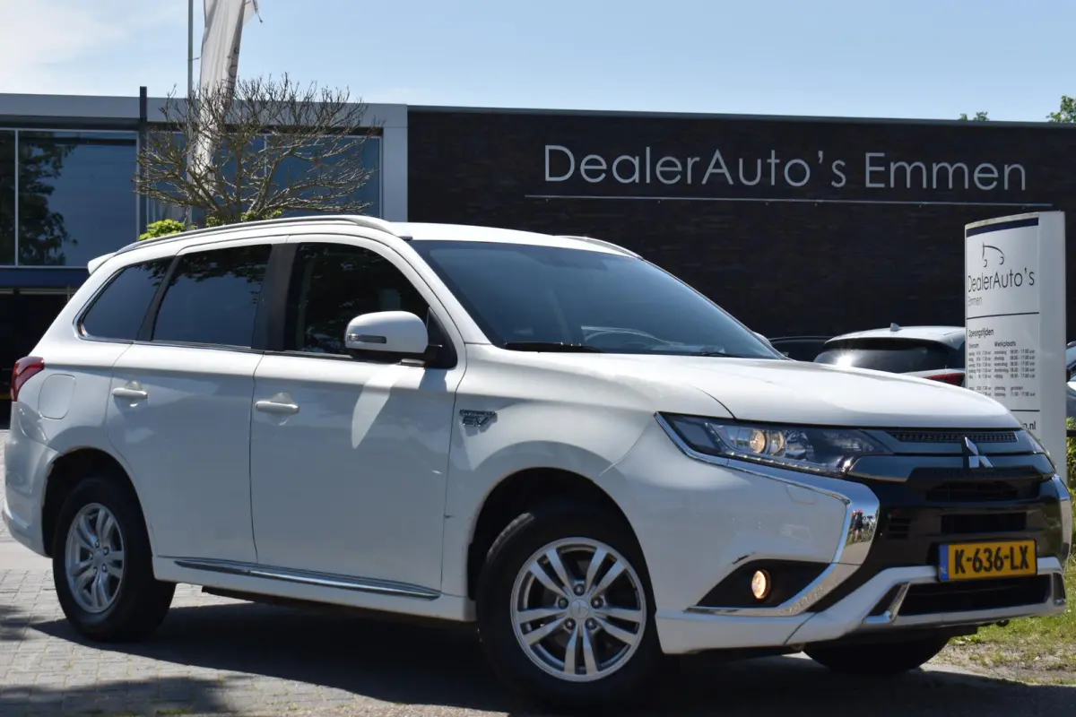 2.4 PHEV Pure