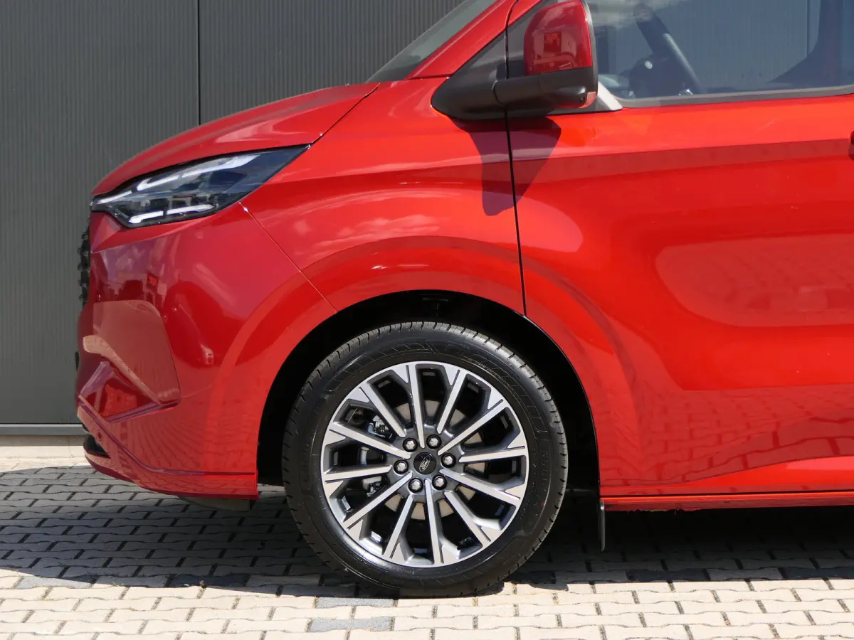 Tourneo 340 2.5 PHEV L2H1 Titanium X | Leder | Panoramdak | B&O Audio | BLIS | Adaptive Cruise | Adaptive LED | Elek. Stoelen |